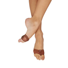 Load image into Gallery viewer, Female model wearing CAPEZIO Footundeeze, style H07, colour espresso, front & side view.