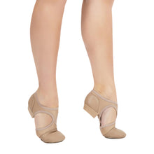 Load image into Gallery viewer, Female model wearing Capezio Pedini Femme Shoe, style PP323, colour caramel, side view.