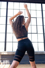 Load image into Gallery viewer, Tendu Black Swan Cropped Top