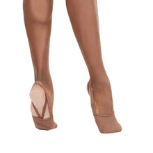 Load image into Gallery viewer, Female model wearing Capezio Hanami Pirouette Shoe, style H064W, colour light suntan, front &amp; bottom view.
